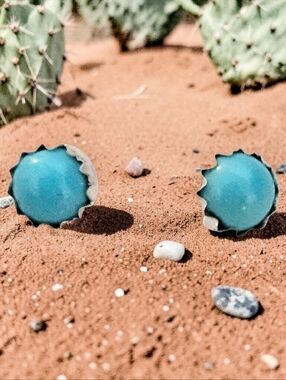 NAVAJO HANDMADE TURQUOISE ROUND STUD  EARRINGS 925 STERLING SILVER